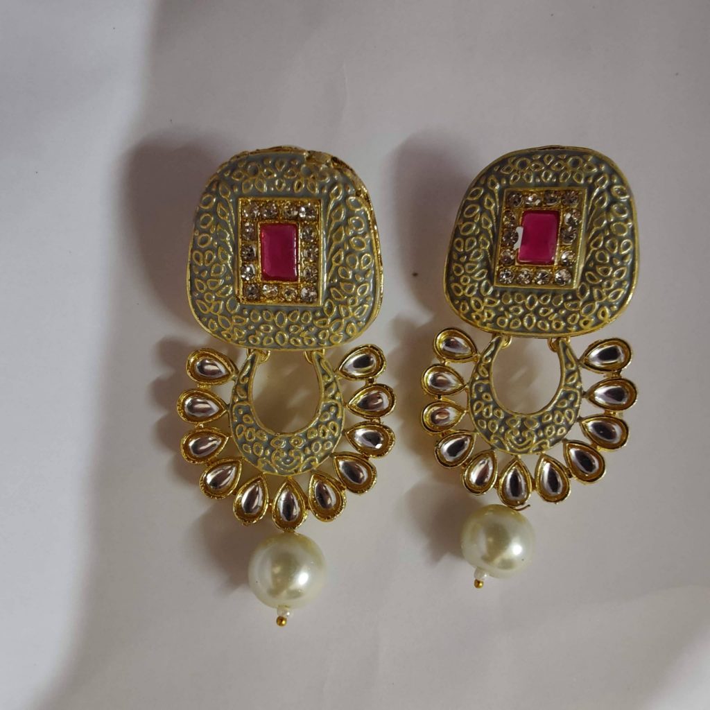 Brass Grey Crystal Artificial Jewellery, Size: Free Size, product image 2