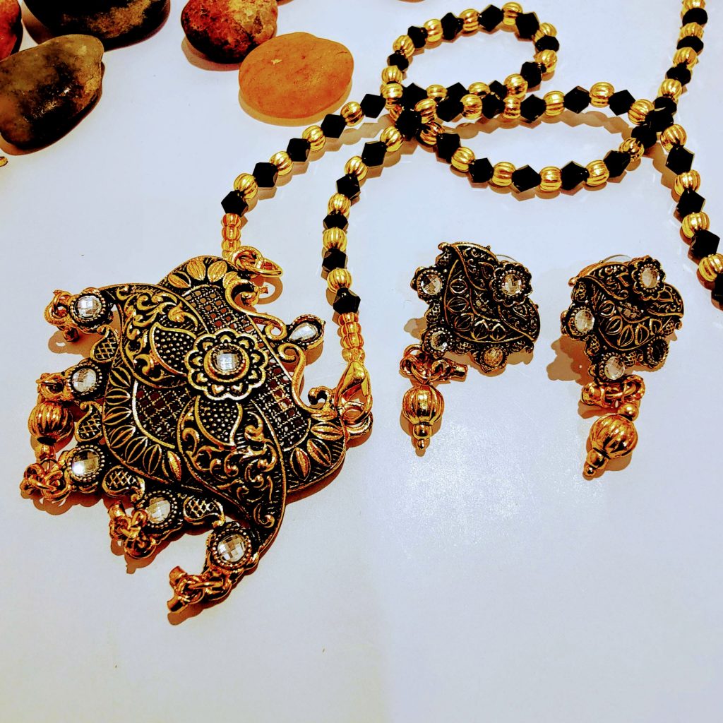 Gold plated beautiful pendant design long mangalsutra with earrings product image 2