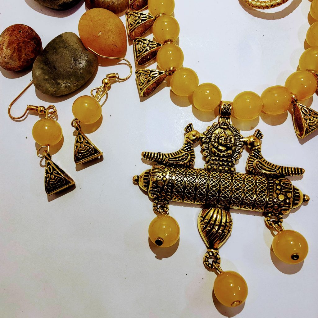 Beautiful peacock pendant necklace set product image 2